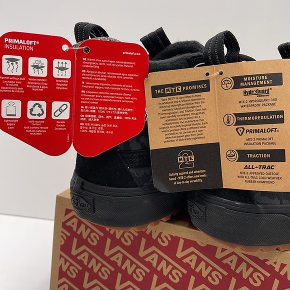 Vans WMNS Sk8-Hi Mte-2 Camo Mono Black
VN0A5HZZJKY
Boots Winter Sneakers - Picture 14 of 16